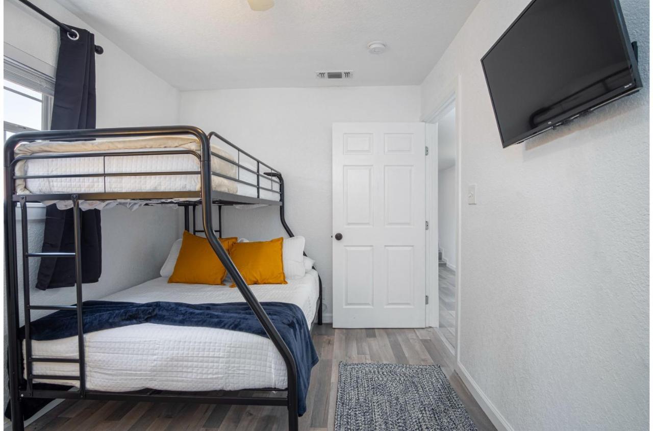 Charming 4Br2Ba Only 5 Mins Downtown Riverwalk San Antonio Zewnętrze zdjęcie